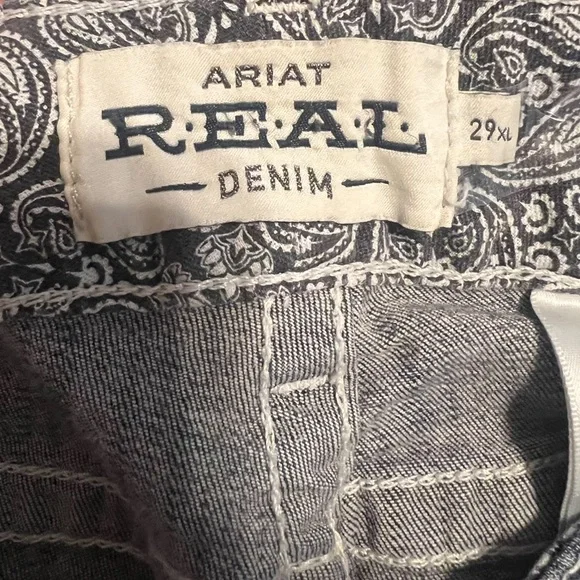 Ariat Real Denim Blue Jeans - Picture 2 of 3